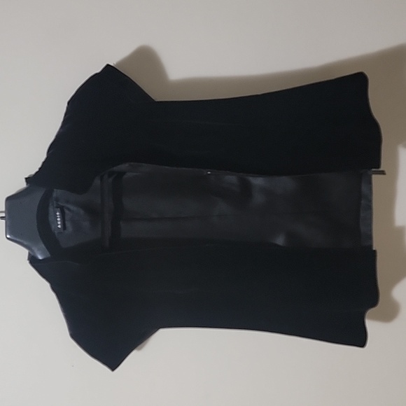 AKRIS WOMENS BLACK  VELVET VEST excellent condition - Picture 9 of 12